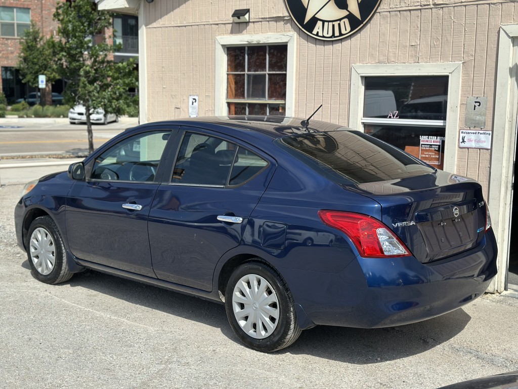 nissan versa 2012 3N1CN7AP5CL932143 image nissan versa 2012 3N1CN7AP5CL932143 image