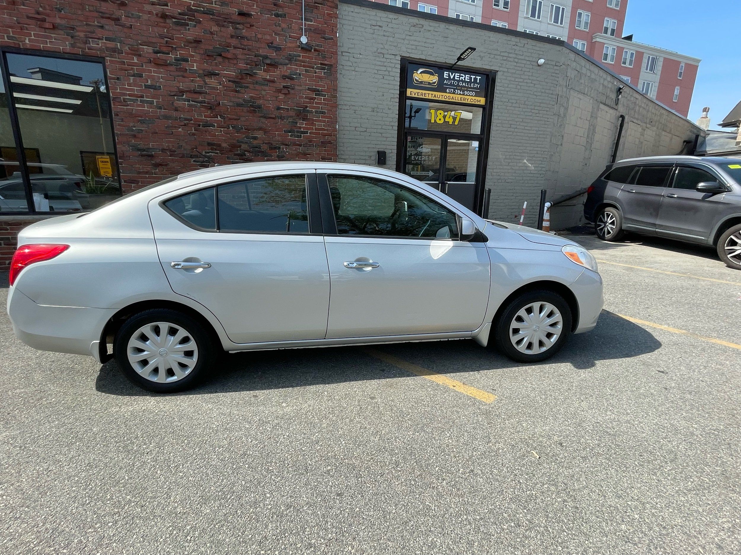 nissan versa 2012 3N1CN7AP5CL864040 image nissan versa 2012 3N1CN7AP5CL864040 image