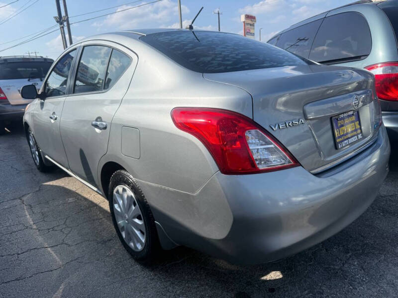 nissan versa 2012 3N1CN7AP5CL853247 image nissan versa 2012 3N1CN7AP5CL853247 image