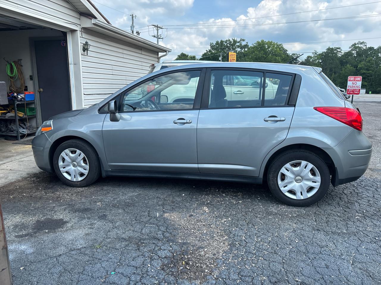 nissan versa 2011 3N1BC1CP4BLC68141 image nissan versa 2011 3N1BC1CP4BLC68141 image