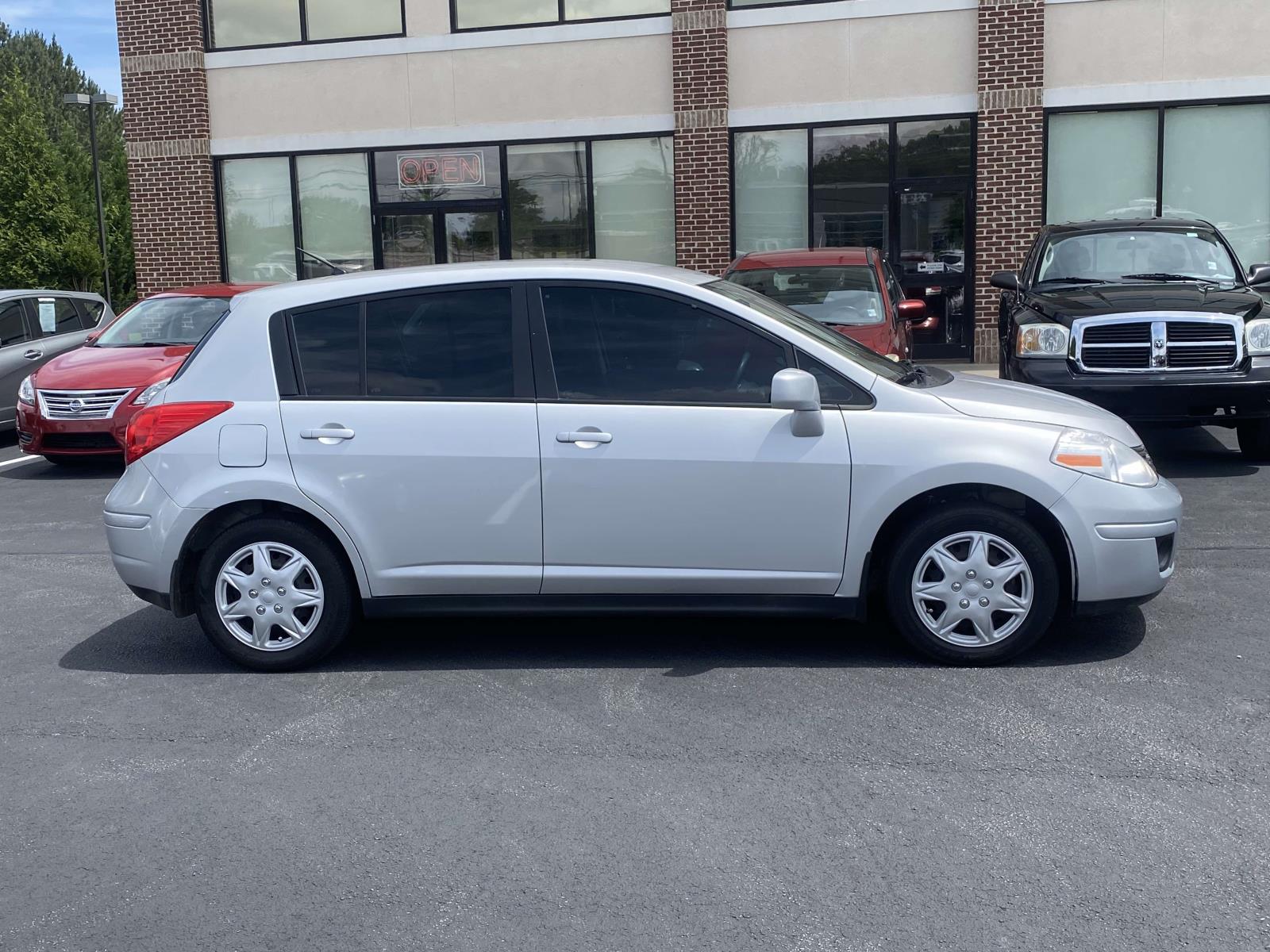 nissan versa 2011 3N1BC1CP0BL496635 image nissan versa 2011 3N1BC1CP0BL496635 image