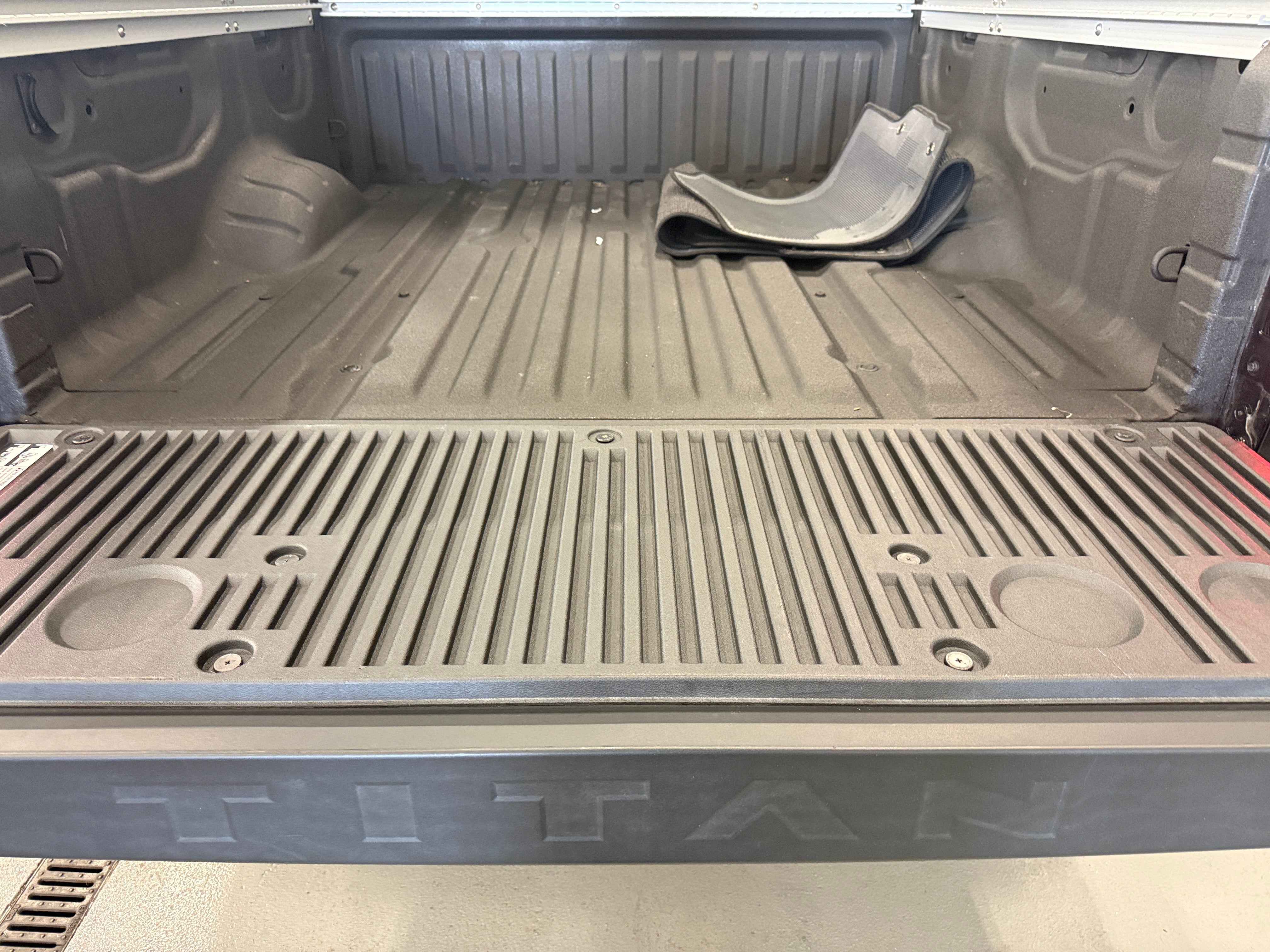 nissan titan 2023 1N6AA1EF3PN116808 image nissan titan 2023 1N6AA1EF3PN116808 image
