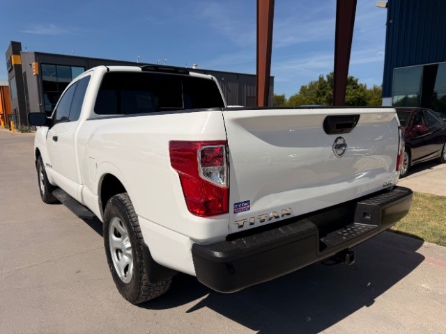 nissan titan 2019 1N6AA1CJ5KN523352 image nissan titan 2019 1N6AA1CJ5KN523352 image