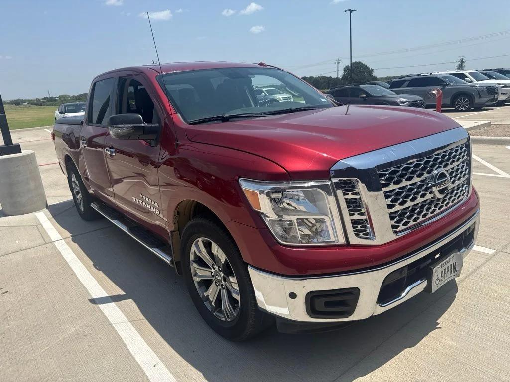 nissan titan 2018 1N6AA1E6XJN507817 image nissan titan 2018 1N6AA1E6XJN507817 image