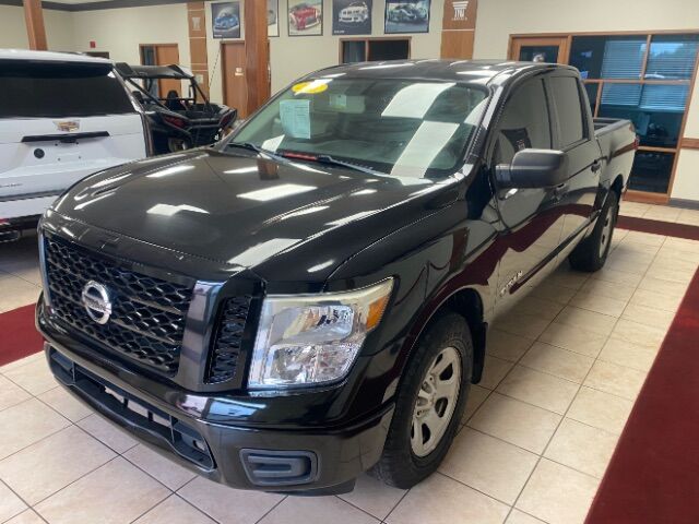 nissan titan 2018 1N6AA1EK0JN540337 image nissan titan 2018 1N6AA1EK0JN540337 image