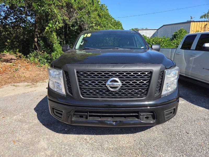 nissan titan 2018 1N6AA1CK2JN508394 image nissan titan 2018 1N6AA1CK2JN508394 image