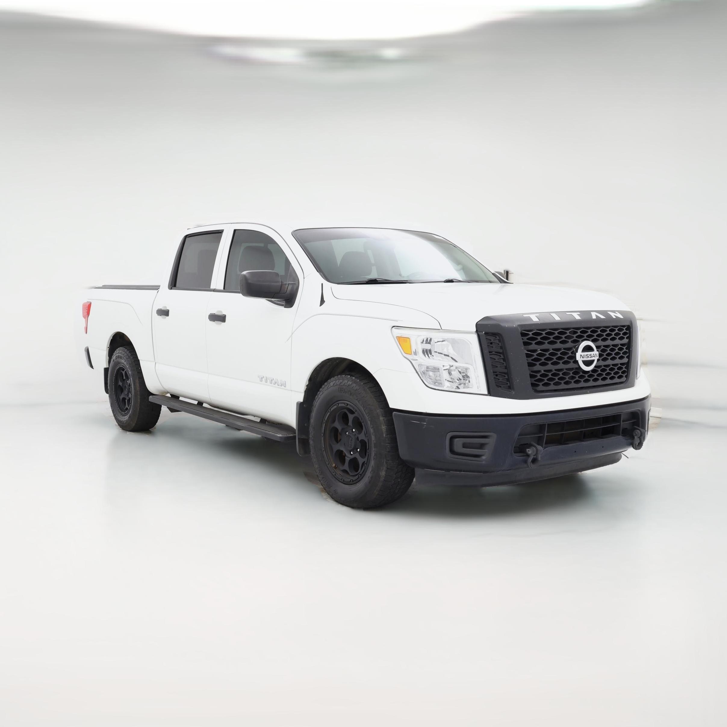nissan titan 2018 1N6AA1EK0JN533310 image nissan titan 2018 1N6AA1EK0JN533310 image