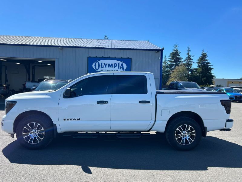 nissan titan 2021 1N6AA1EC7MN527825 image nissan titan 2021 1N6AA1EC7MN527825 image