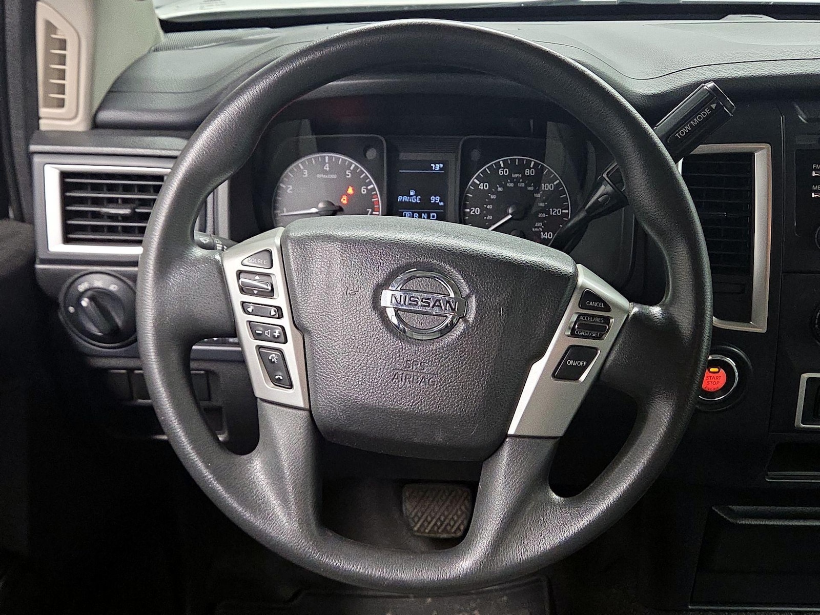 nissan titan 2017 1N6AA1EK2HN541404 image nissan titan 2017 1N6AA1EK2HN541404 image