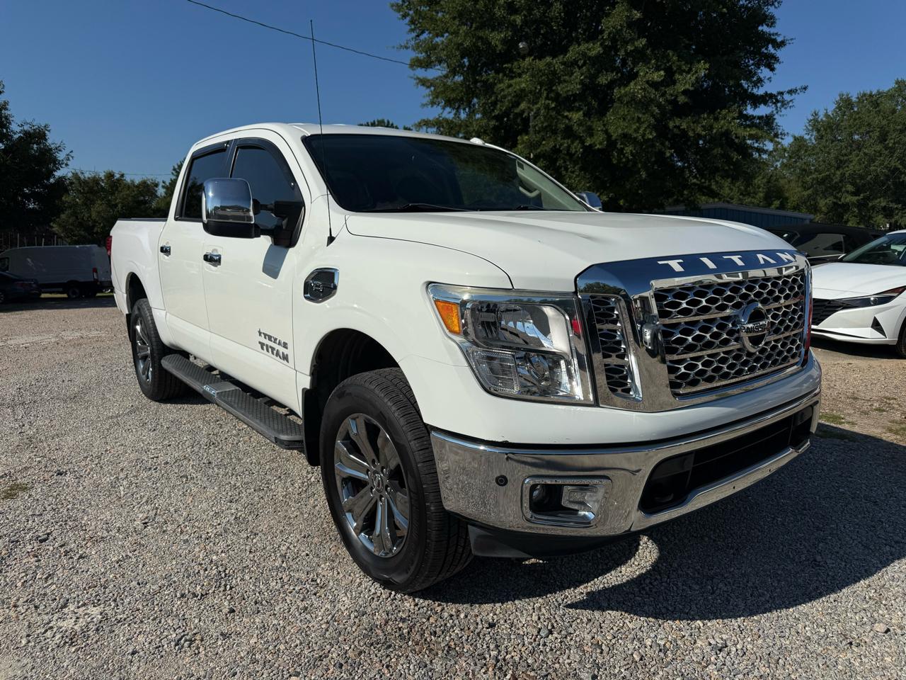 nissan titan 2017 1N6AA1E54HN568226 image nissan titan 2017 1N6AA1E54HN568226 image