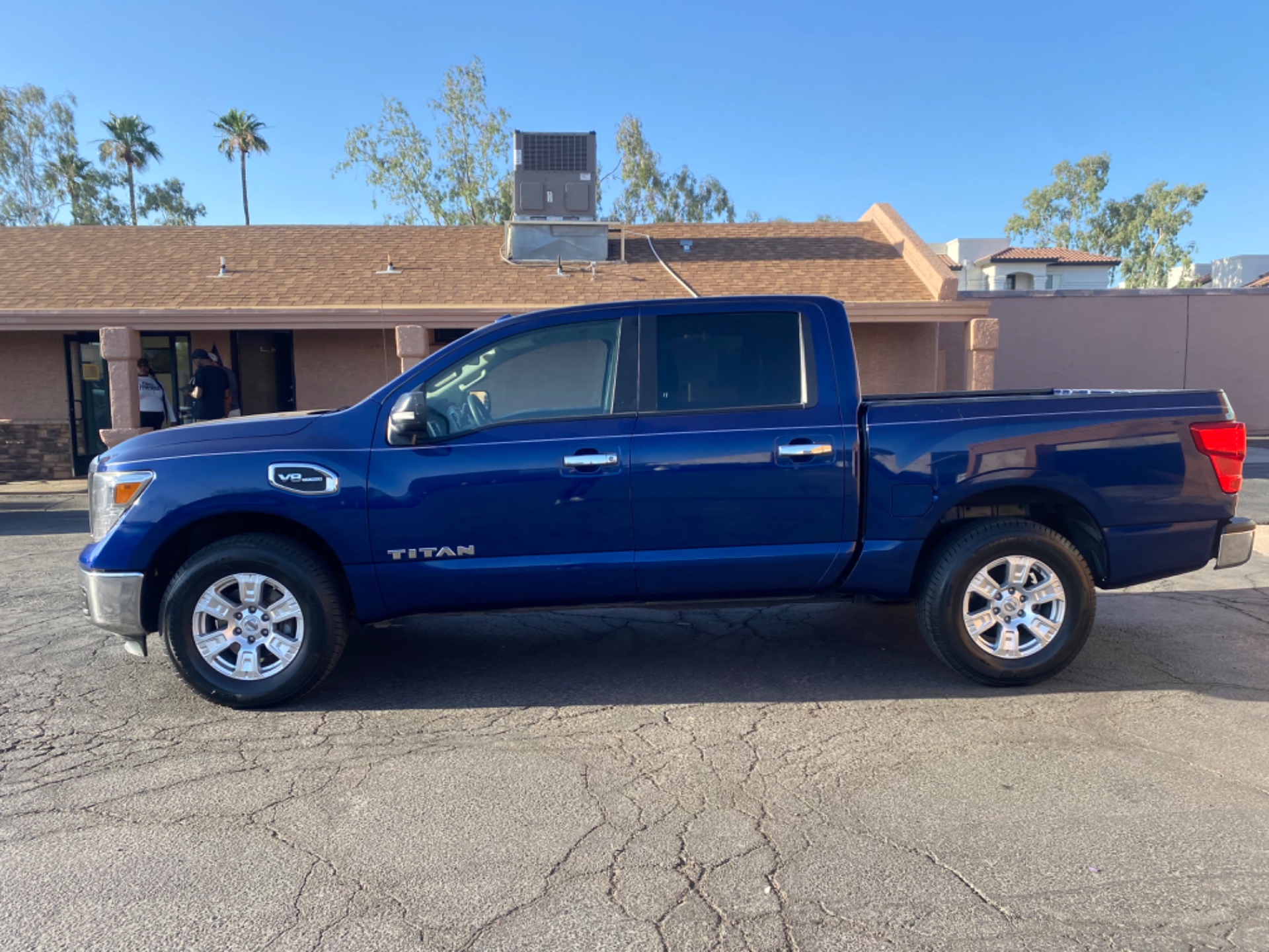 nissan titan 2017 1N6AA1EJ3HN542097 image nissan titan 2017 1N6AA1EJ3HN542097 image