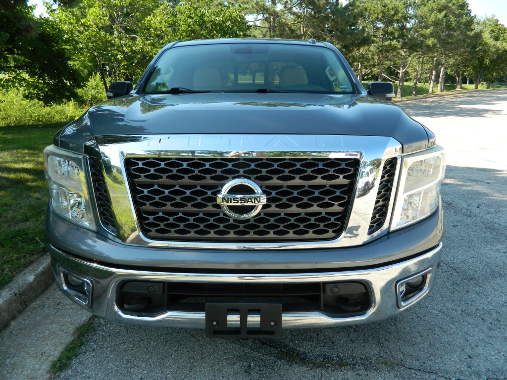 nissan titan 2017 1N6AA1C50HN553774 image nissan titan 2017 1N6AA1C50HN553774 image