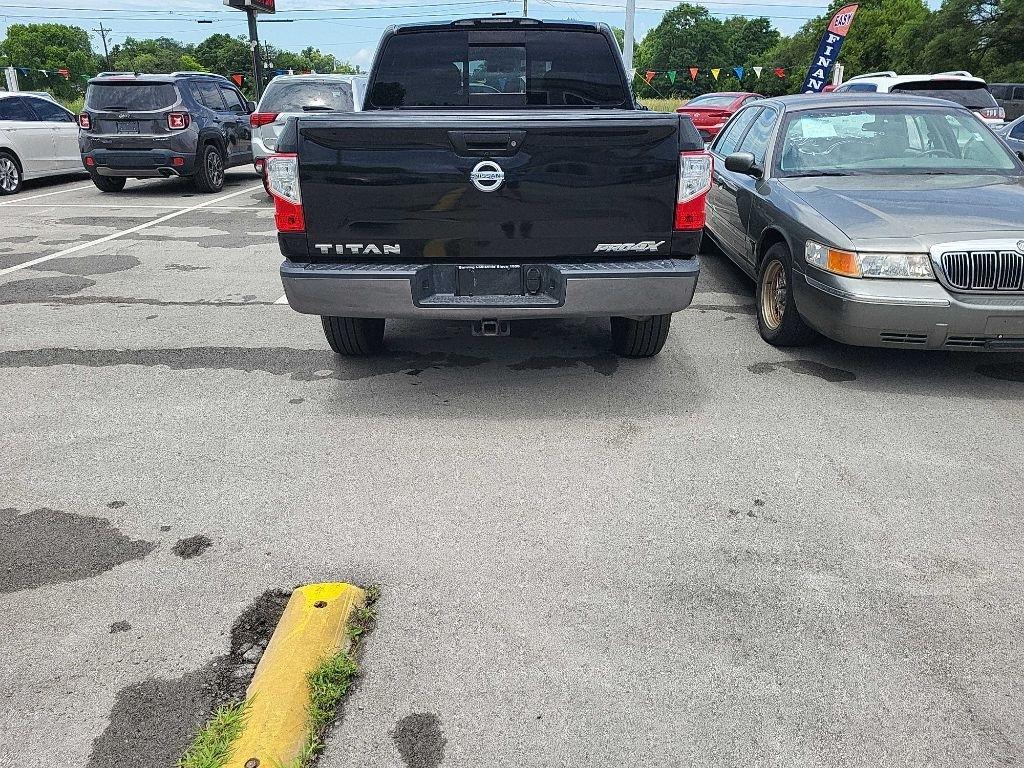 nissan titan 2017 1N6AA1E51HN533790 image nissan titan 2017 1N6AA1E51HN533790 image