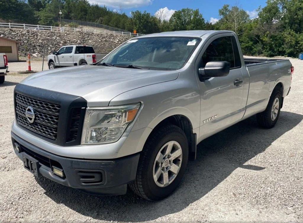 nissan titan 2017 1N6AA1R79HN523455 image nissan titan 2017 1N6AA1R79HN523455 image
