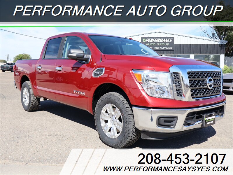 nissan titan 2017 1N6AA1EJ4HN517502 image nissan titan 2017 1N6AA1EJ4HN517502 image