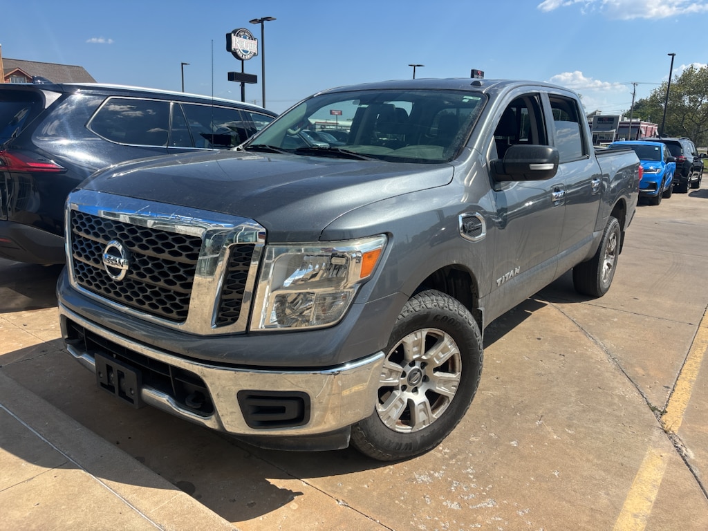 nissan titan 2017 1N6AA1EJ7HN564488 image nissan titan 2017 1N6AA1EJ7HN564488 image