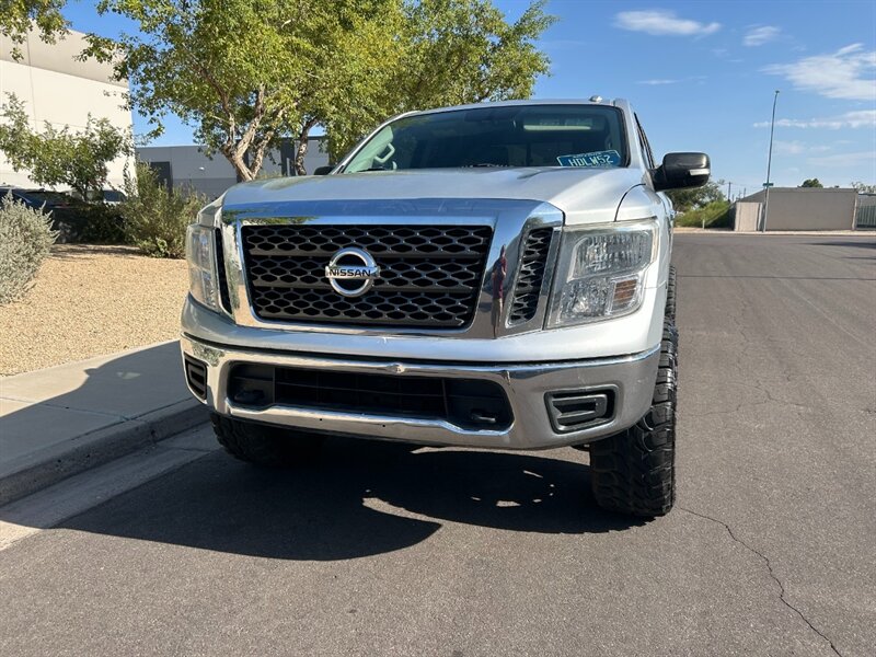 nissan titan 2017 1N6AA1EJ4HN540584 image nissan titan 2017 1N6AA1EJ4HN540584 image