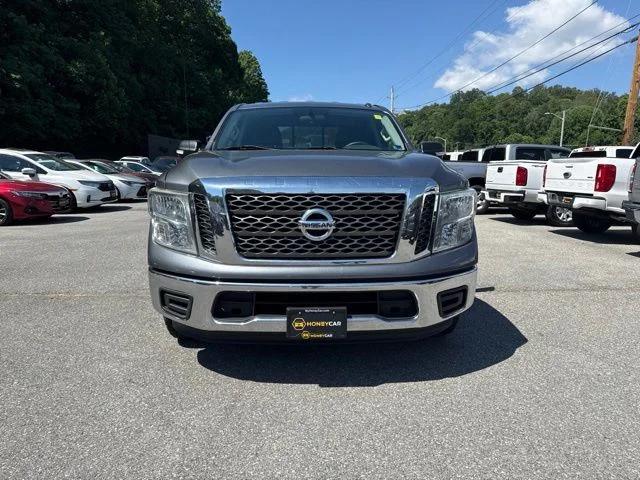 nissan titan 2017 1N6AA1EK5HN550405 image nissan titan 2017 1N6AA1EK5HN550405 image