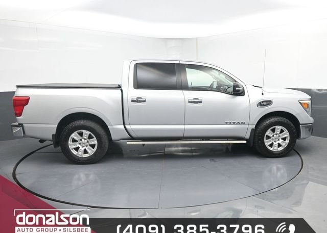 nissan titan 2017 1N6AA1EJ4HN561094 image nissan titan 2017 1N6AA1EJ4HN561094 image