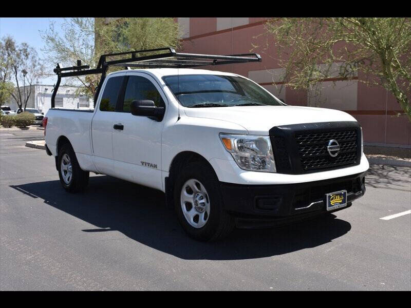 nissan titan 2017 1N6AA1CJ3HN574423 image nissan titan 2017 1N6AA1CJ3HN574423 image