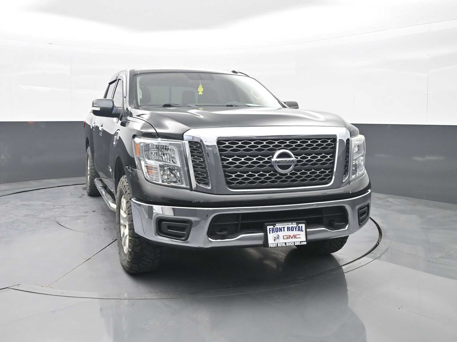 nissan titan 2017 1N6AA1EJ2HN544181 image nissan titan 2017 1N6AA1EJ2HN544181 image