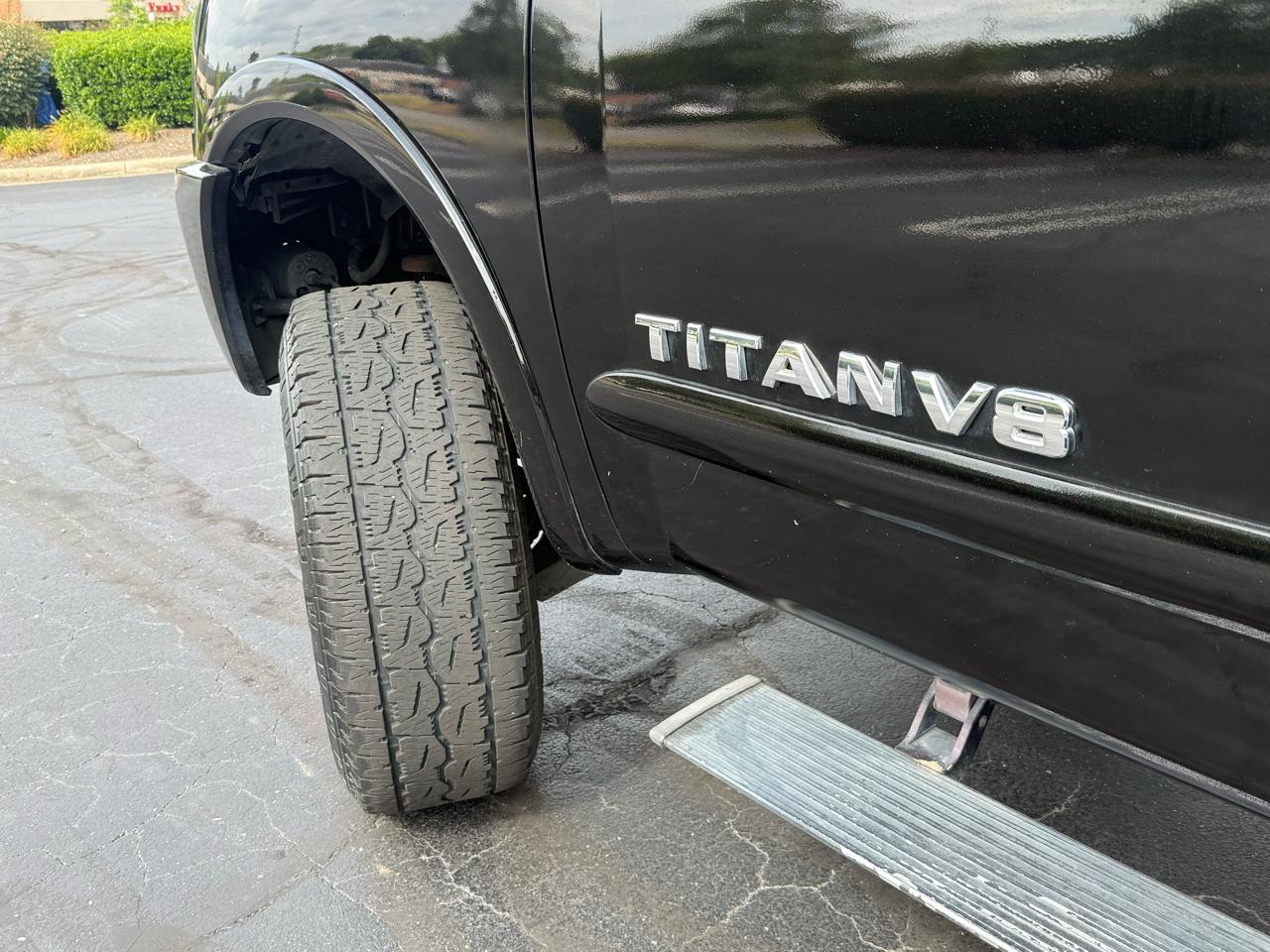 nissan titan 2011 1N6BA0EC5BN301570 image nissan titan 2011 1N6BA0EC5BN301570 image