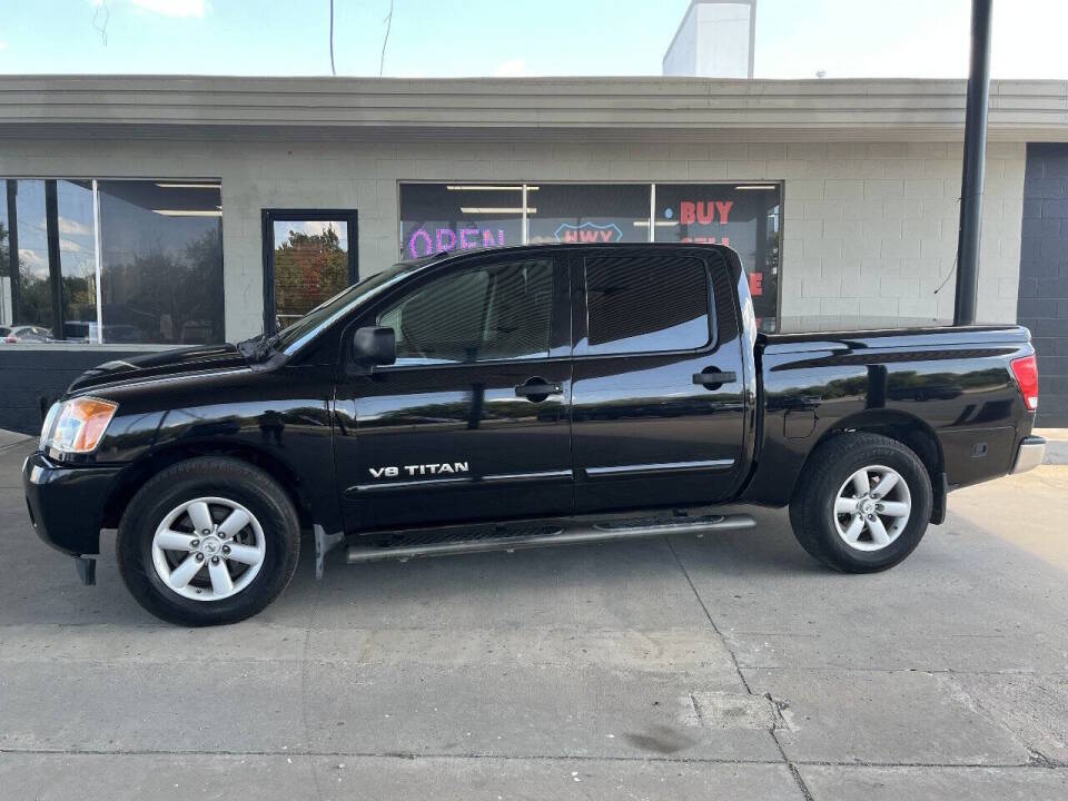 nissan titan 2013 1N6BA0ED5DN308692 image nissan titan 2013 1N6BA0ED5DN308692 image