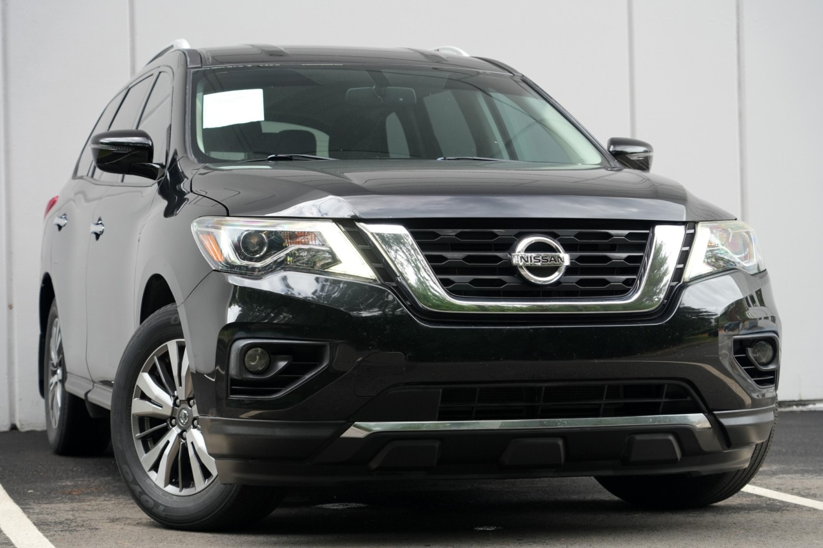 nissan pathfinder 2019 5N1DR2MN6KC627307 image nissan pathfinder 2019 5N1DR2MN6KC627307 image
