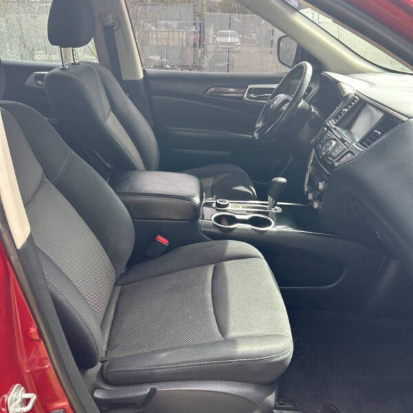 nissan pathfinder 2019 5N1DR2MMXKC621839 image nissan pathfinder 2019 5N1DR2MMXKC621839 image