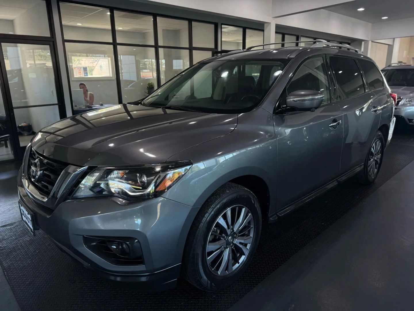 nissan pathfinder 2019 5N1DR2MM5KC613213 image nissan pathfinder 2019 5N1DR2MM5KC613213 image