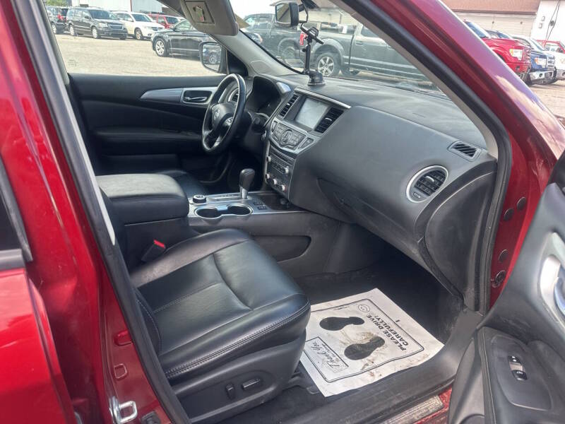 nissan pathfinder 2018 5N1DR2MM7JC676134 image nissan pathfinder 2018 5N1DR2MM7JC676134 image