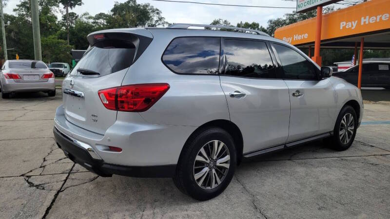 nissan pathfinder 2018 5N1DR2MM4JC669884 image nissan pathfinder 2018 5N1DR2MM4JC669884 image