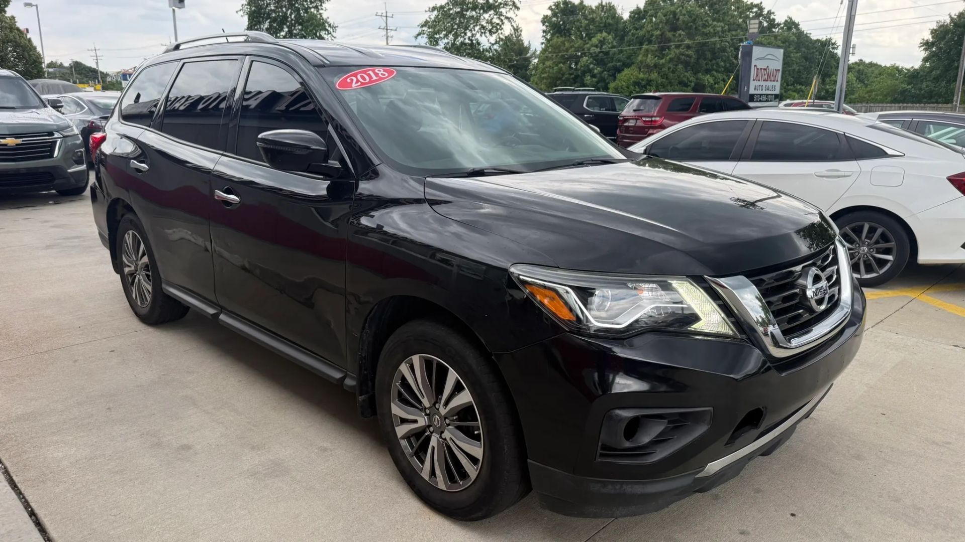 nissan pathfinder 2018 5N1DR2MM8JC673260 image nissan pathfinder 2018 5N1DR2MM8JC673260 image