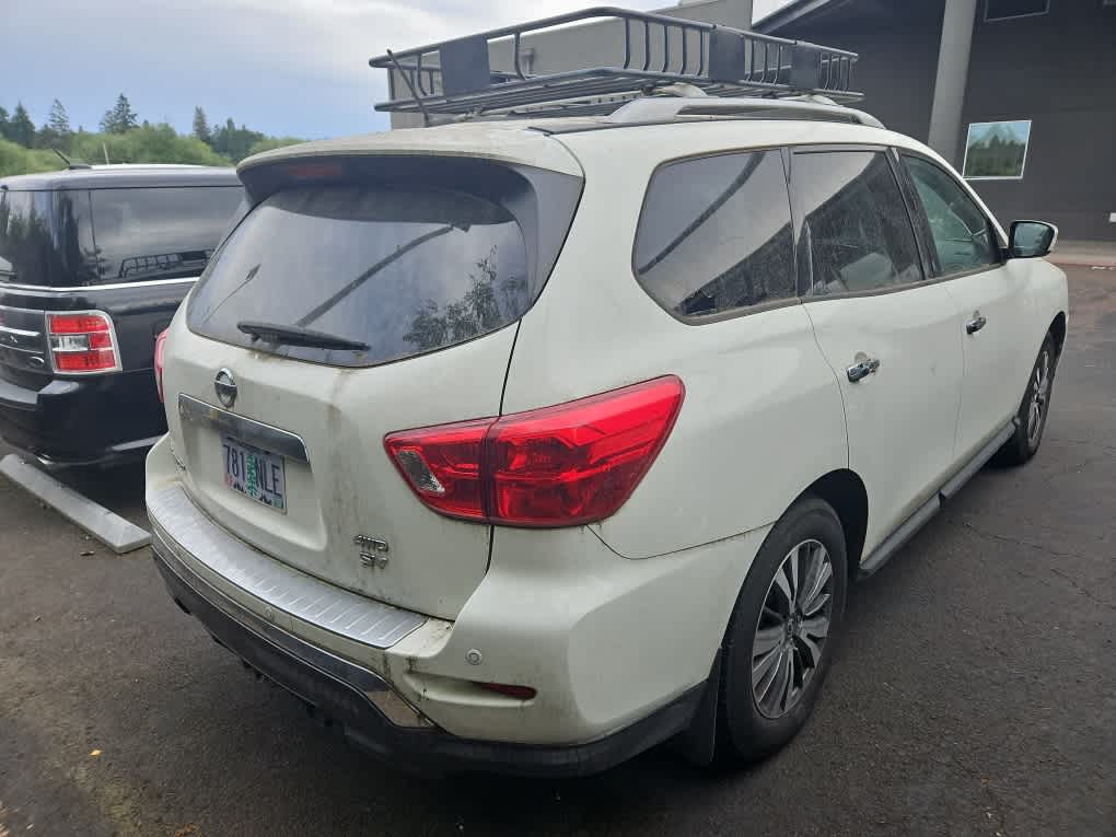 nissan pathfinder 2017 5N1DR2MM3HC691918 image nissan pathfinder 2017 5N1DR2MM3HC691918 image