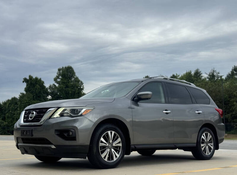 nissan pathfinder 2017 5N1DR2MN8HC677215 image nissan pathfinder 2017 5N1DR2MN8HC677215 image