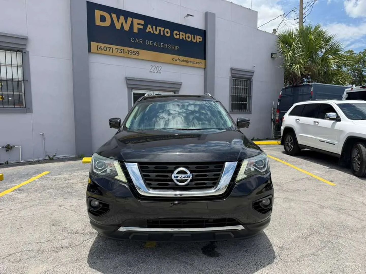 nissan pathfinder 2017 5N1DR2MN8HC675321 image nissan pathfinder 2017 5N1DR2MN8HC675321 image