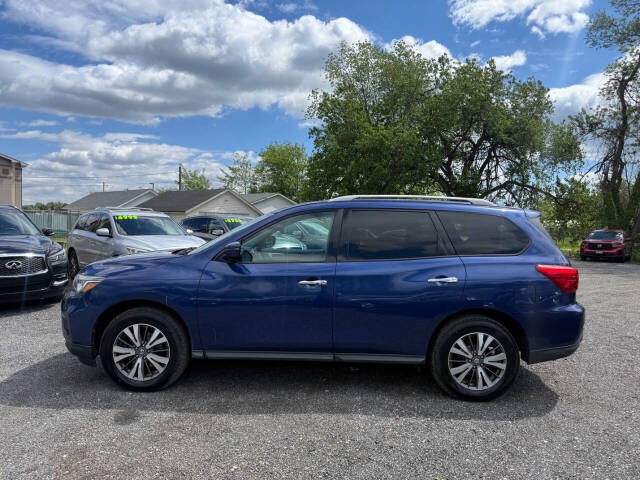 nissan pathfinder 2017 5N1DR2MMXHC620280 image nissan pathfinder 2017 5N1DR2MMXHC620280 image