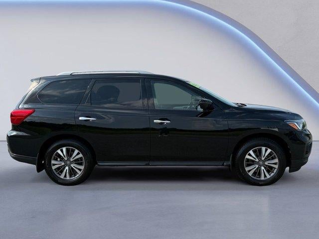 nissan pathfinder 2017 5N1DR2MM3HC903457 image nissan pathfinder 2017 5N1DR2MM3HC903457 image