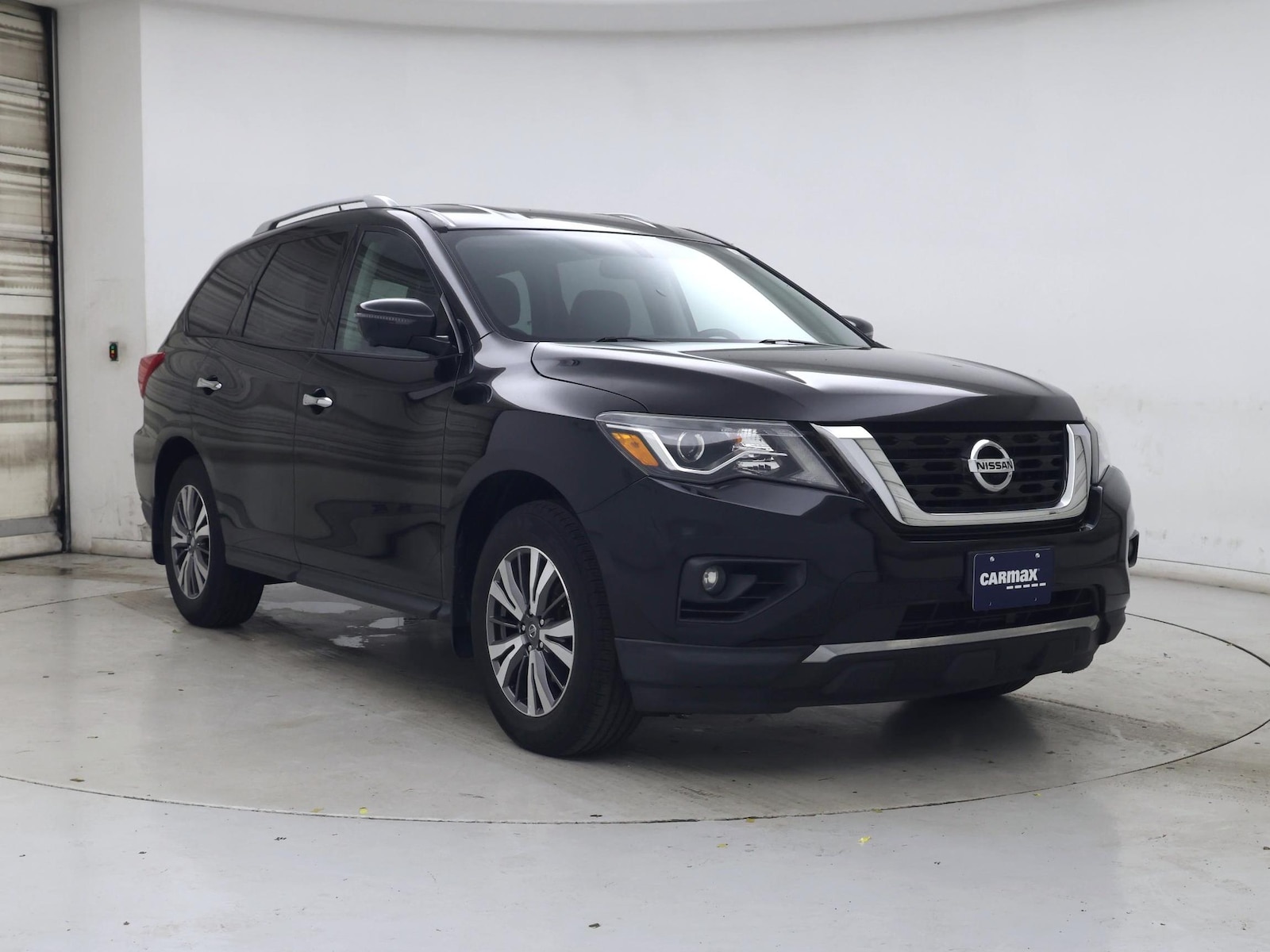 nissan pathfinder 2017 5N1DR2MM1HC687608 image nissan pathfinder 2017 5N1DR2MM1HC687608 image