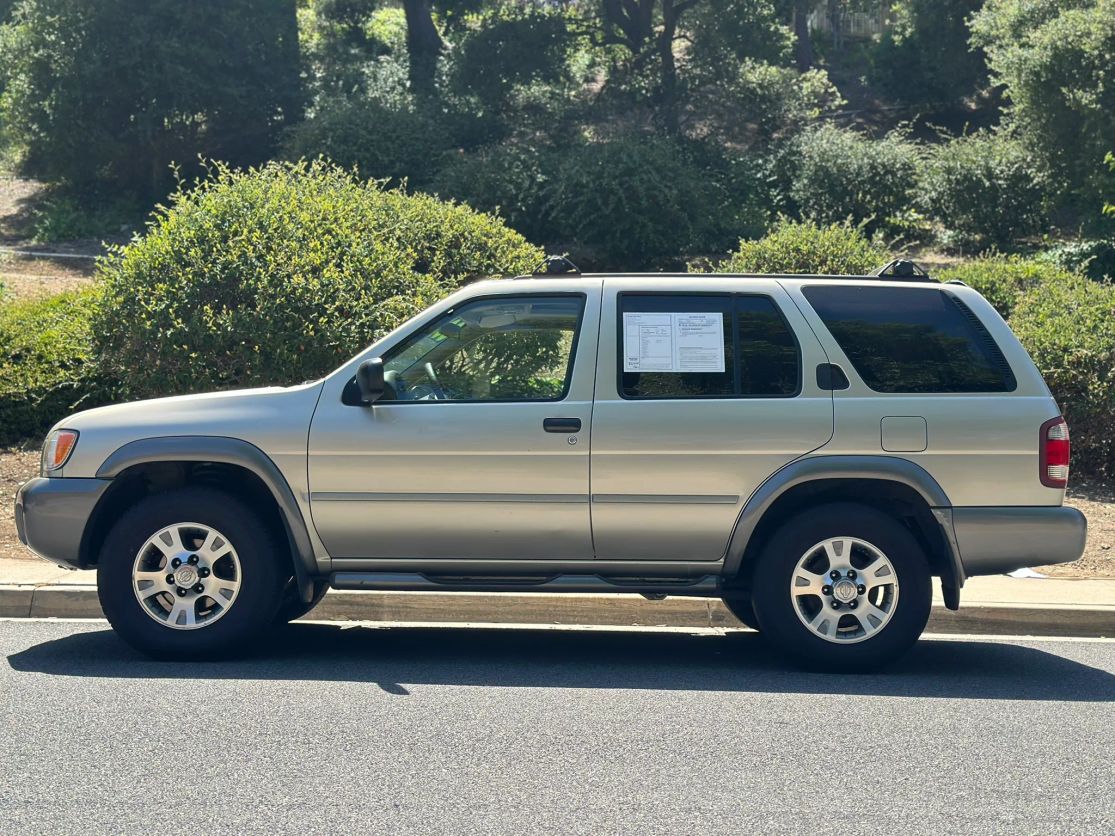 nissan pathfinder 2000 JN8AR07Y4YW420198 image nissan pathfinder 2000 JN8AR07Y4YW420198 image