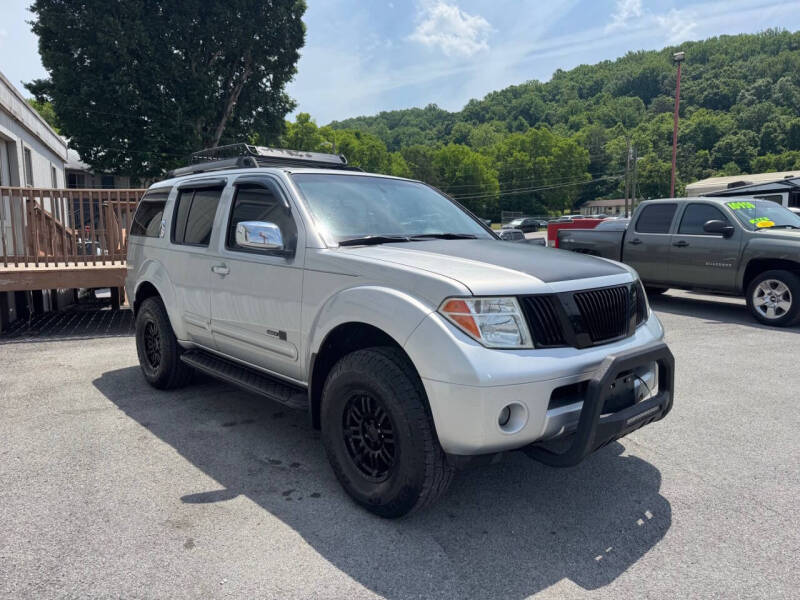 nissan pathfinder 2005 5N1AR18W85C717661 image nissan pathfinder 2005 5N1AR18W85C717661 image