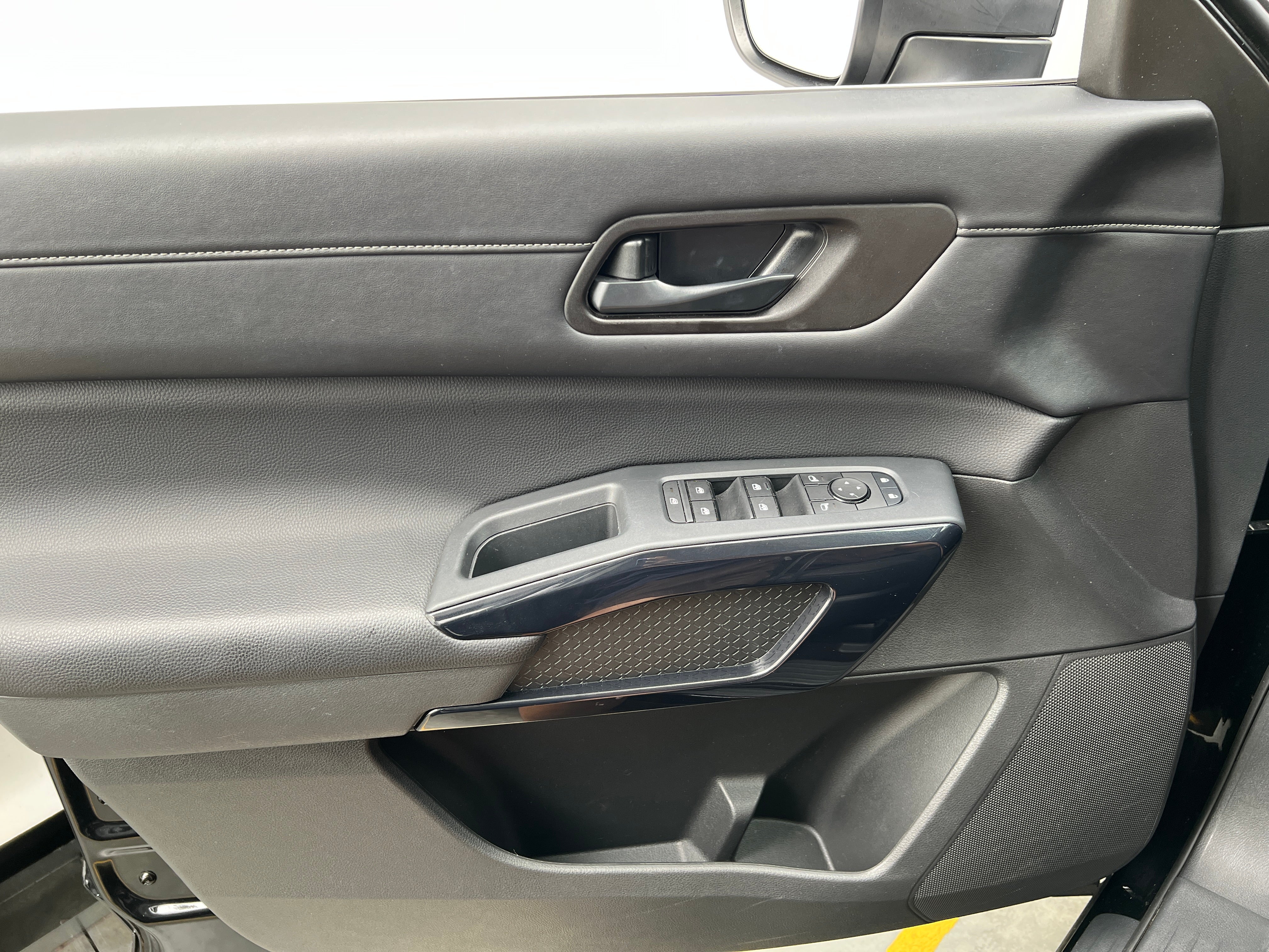 nissan pathfinder 2025 5N1DR3BC4SC258163 image nissan pathfinder 2025 5N1DR3BC4SC258163 image