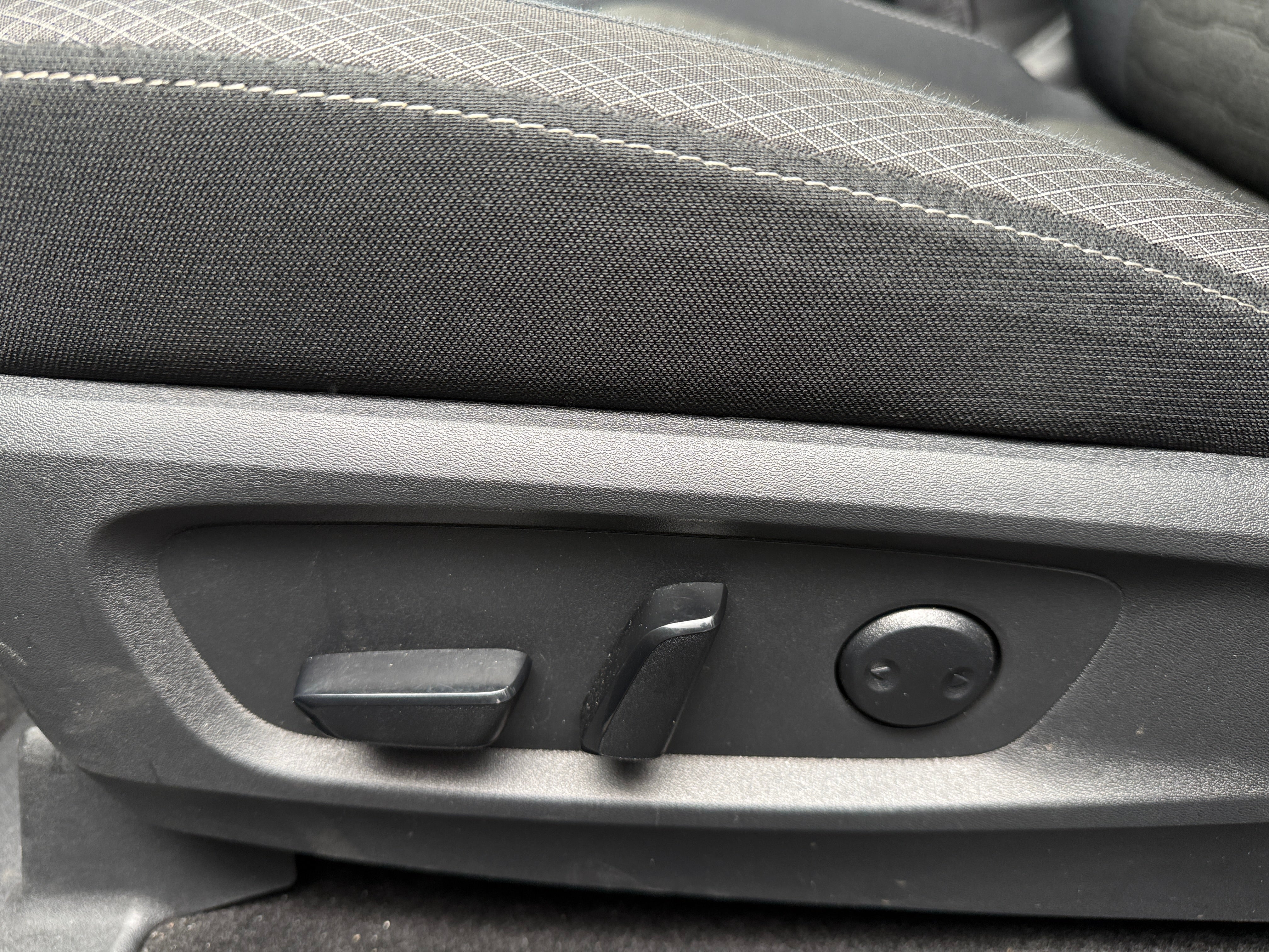 nissan pathfinder 2025 5N1DR3BA9SC281050 image nissan pathfinder 2025 5N1DR3BA9SC281050 image