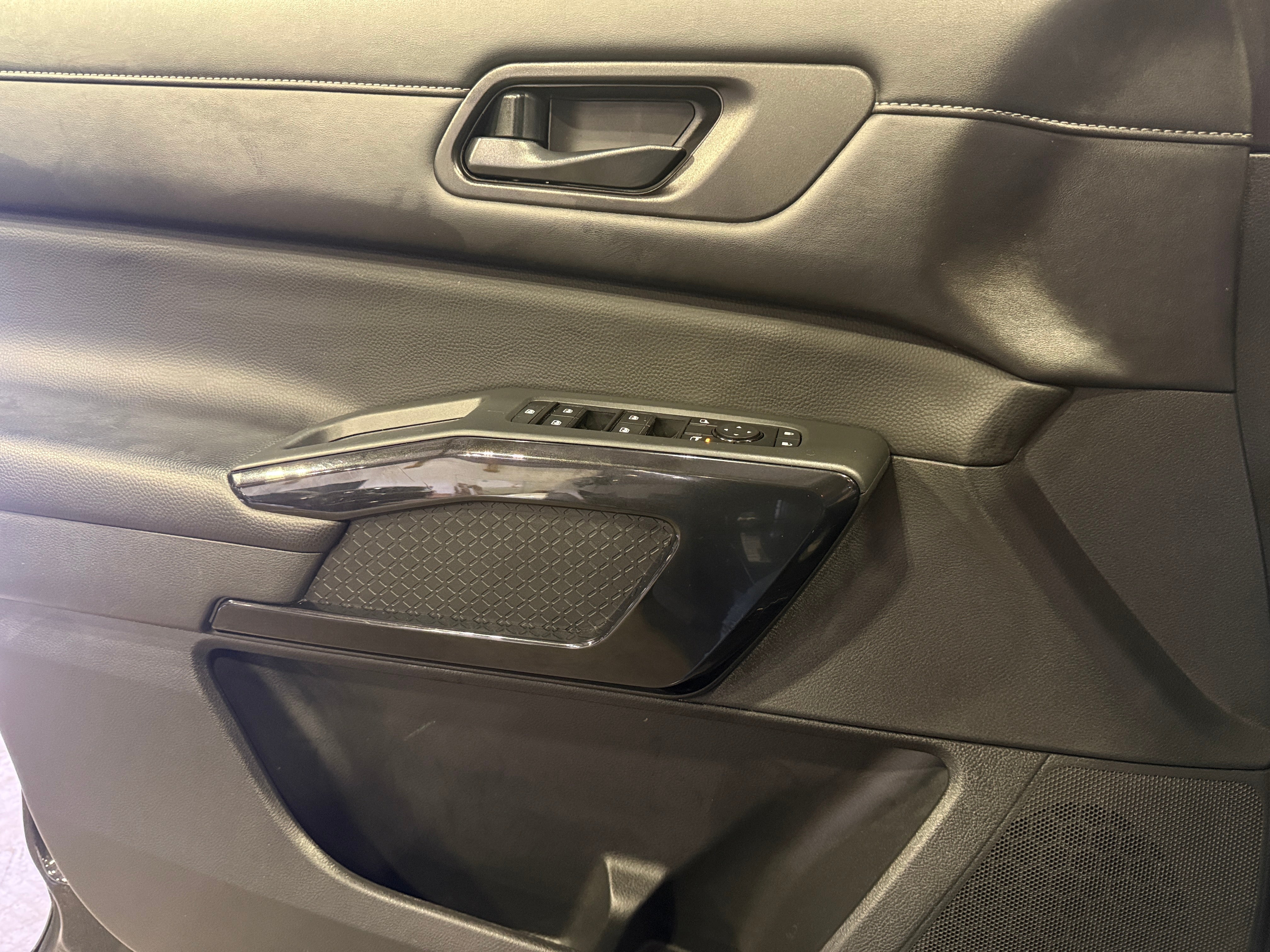nissan pathfinder 2025 5N1DR3BC9SC266436 image nissan pathfinder 2025 5N1DR3BC9SC266436 image