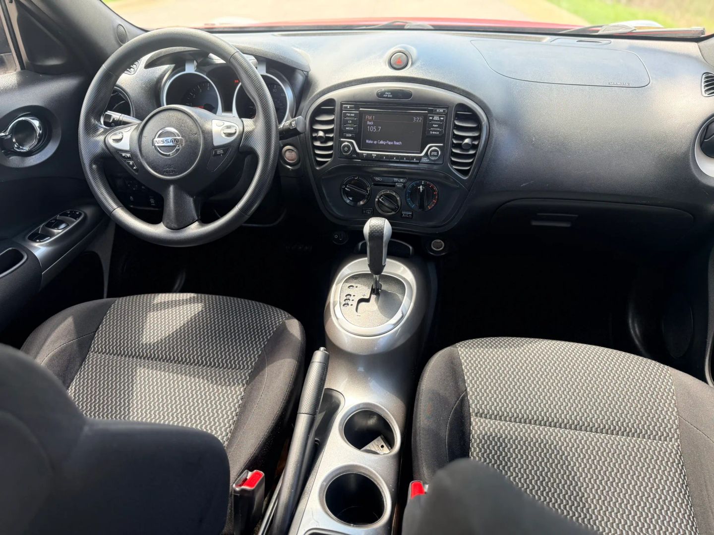 nissan juke 2016 JN8AF5MV3GT652212 image nissan juke 2016 JN8AF5MV3GT652212 image