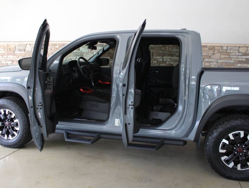 nissan frontier 2023 1N6ED1EK8PN623824 image nissan frontier 2023 1N6ED1EK8PN623824 image