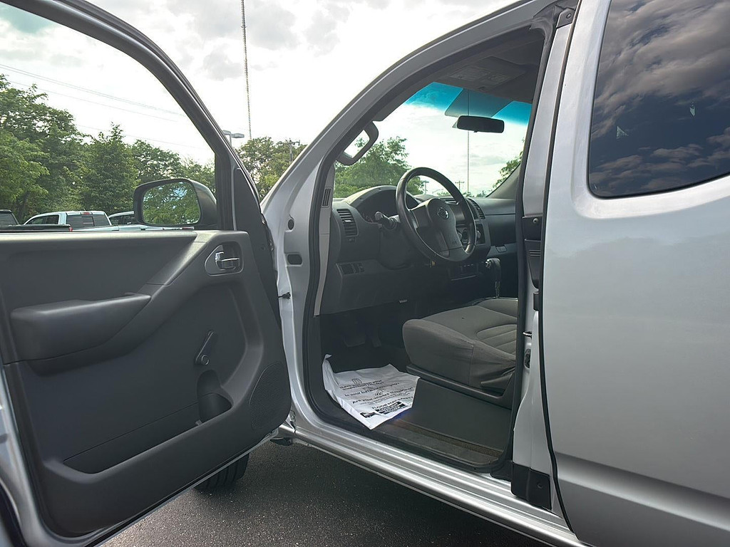 nissan frontier 2012 1N6BD0CT5CC415611 image nissan frontier 2012 1N6BD0CT5CC415611 image
