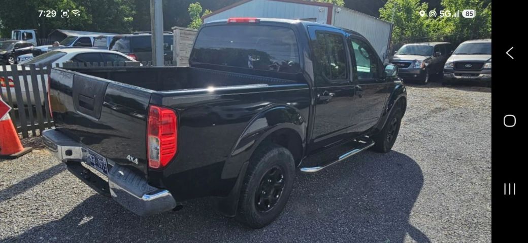 nissan frontier 2011 1N6AD0EV3BC402090 image nissan frontier 2011 1N6AD0EV3BC402090 image