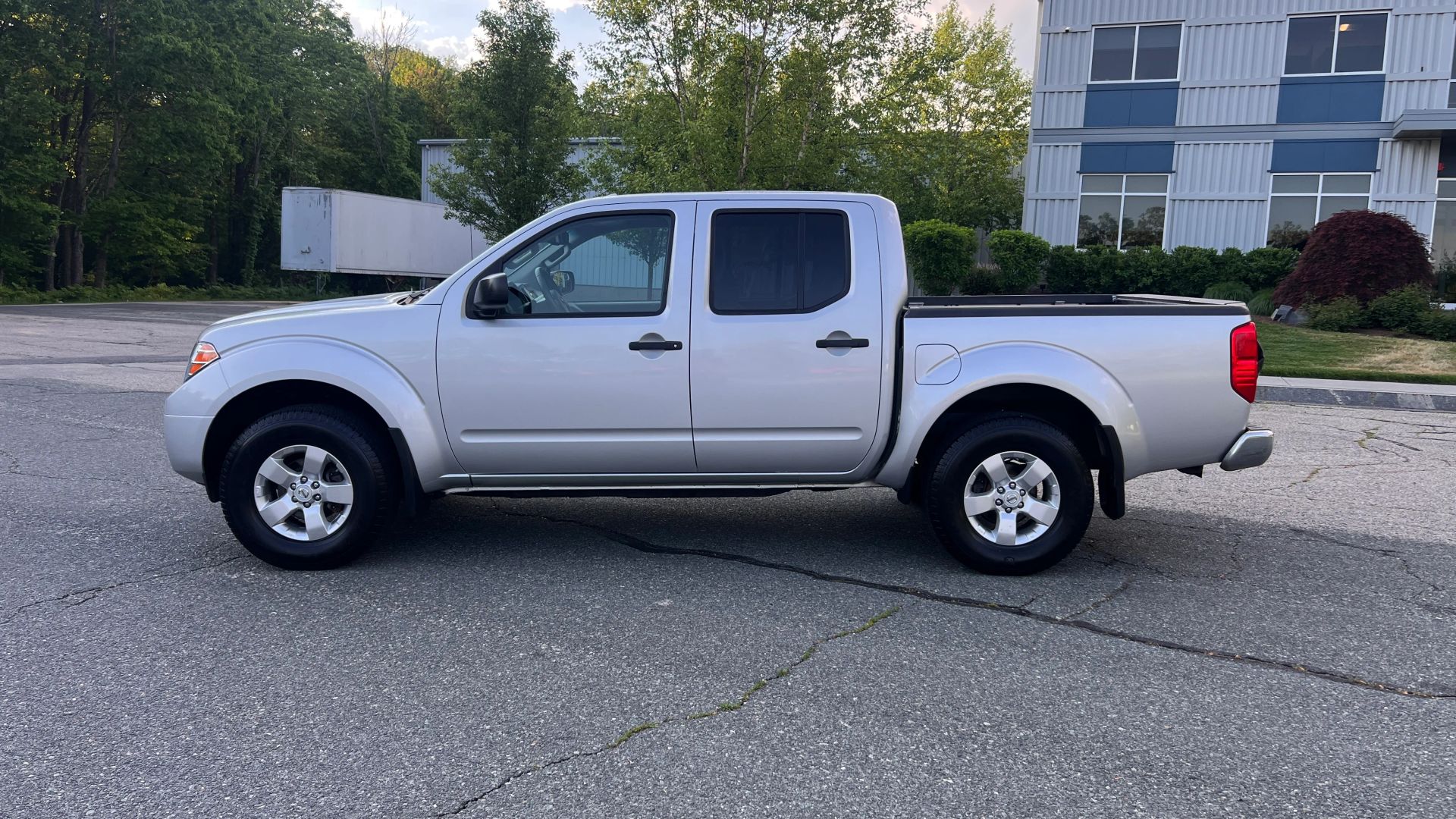 nissan frontier 2013 1N6AD0EV2DN727935 image nissan frontier 2013 1N6AD0EV2DN727935 image