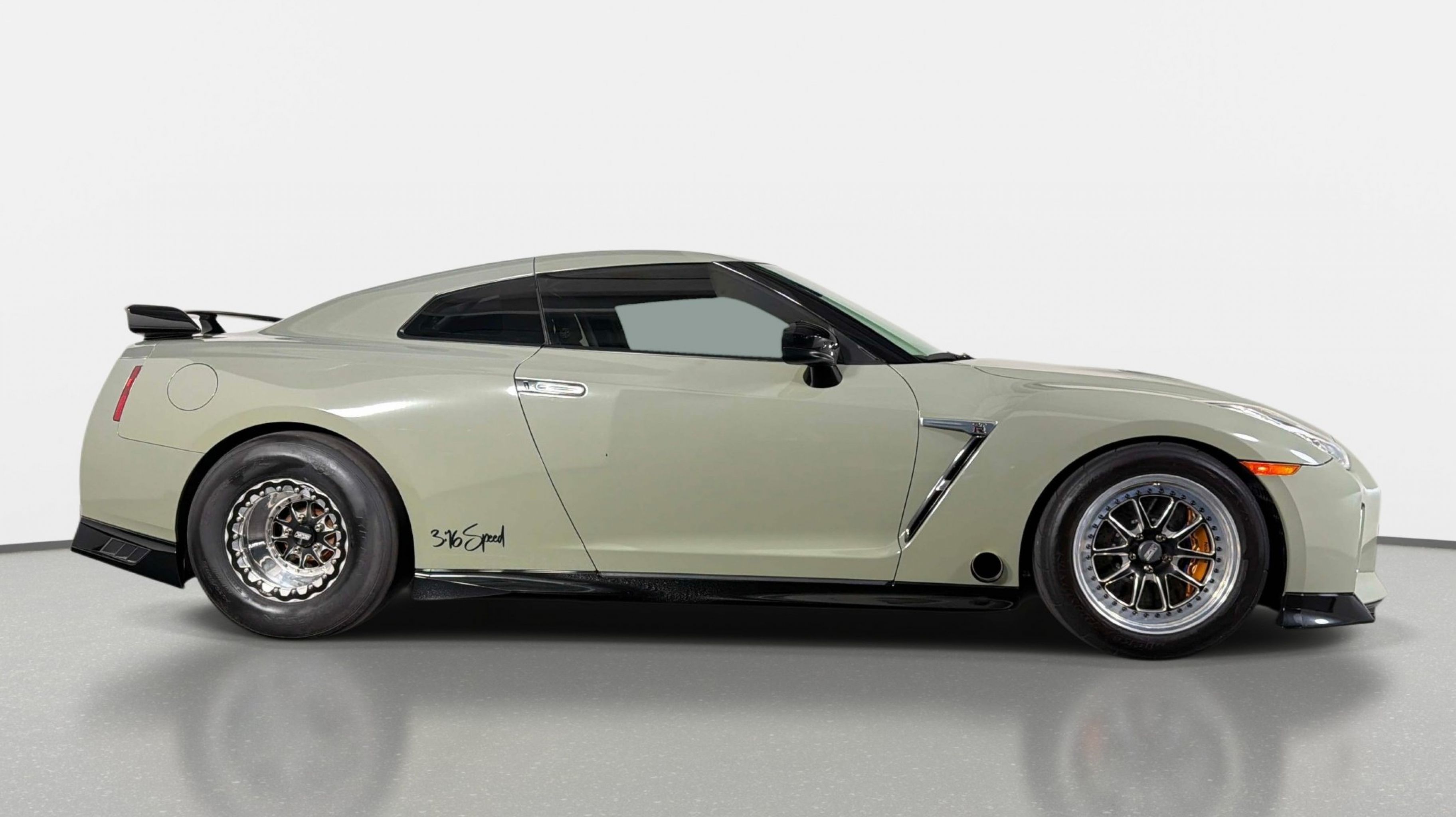 nissan gt-r 2021 JN1AR5BF5MM160160 image nissan gt-r 2021 JN1AR5BF5MM160160 image
